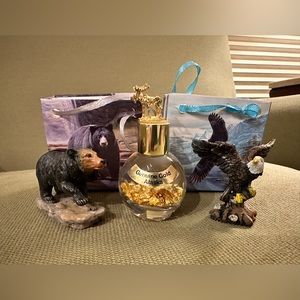Alaskan souvenirs- Alaskan gold and animal figurines